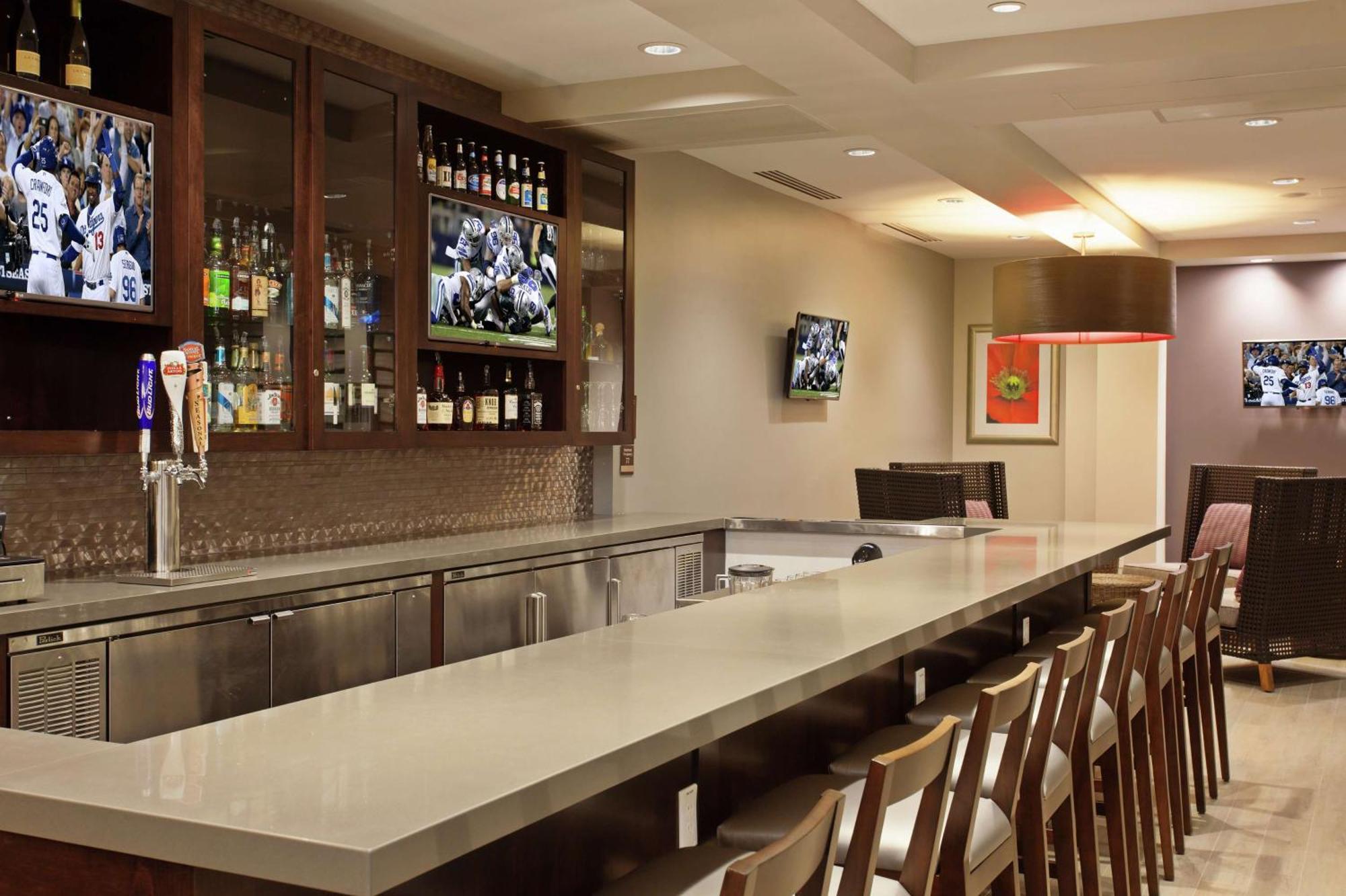 Hilton Garden Inn Irvine/Orange County Airport מראה חיצוני תמונה