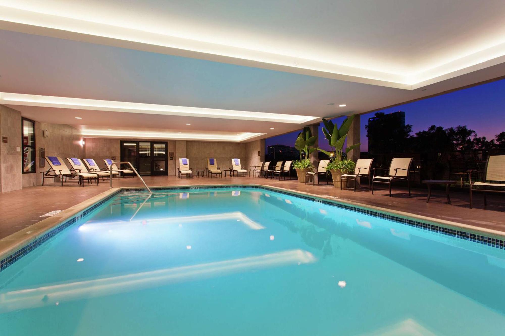 Hilton Garden Inn Irvine/Orange County Airport מראה חיצוני תמונה