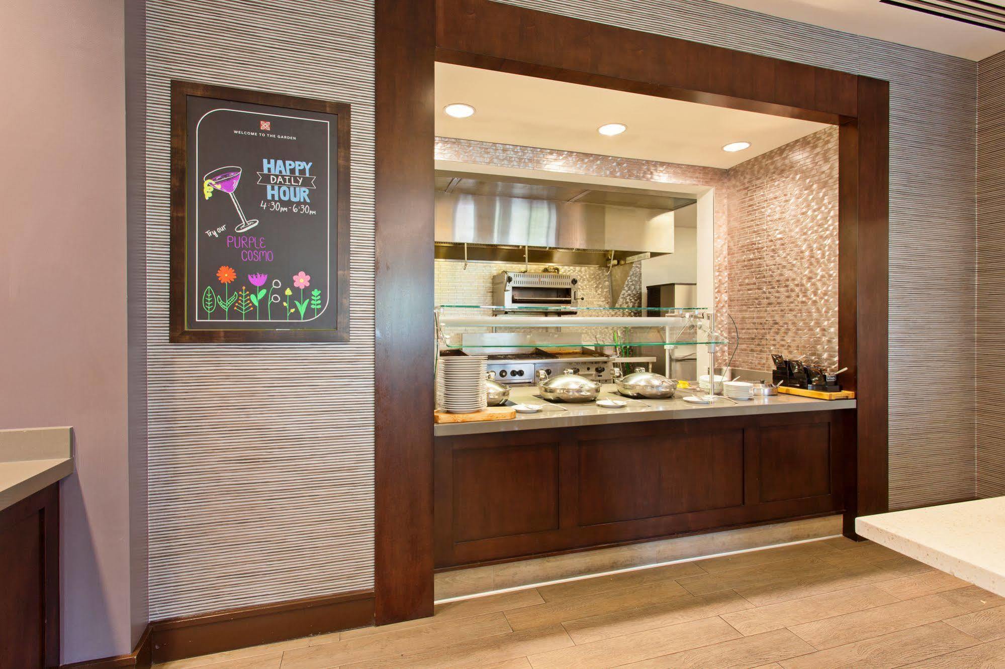 Hilton Garden Inn Irvine/Orange County Airport מראה חיצוני תמונה